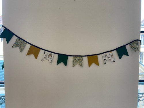 Guirlande de fanions blasons personnalisés en tissu